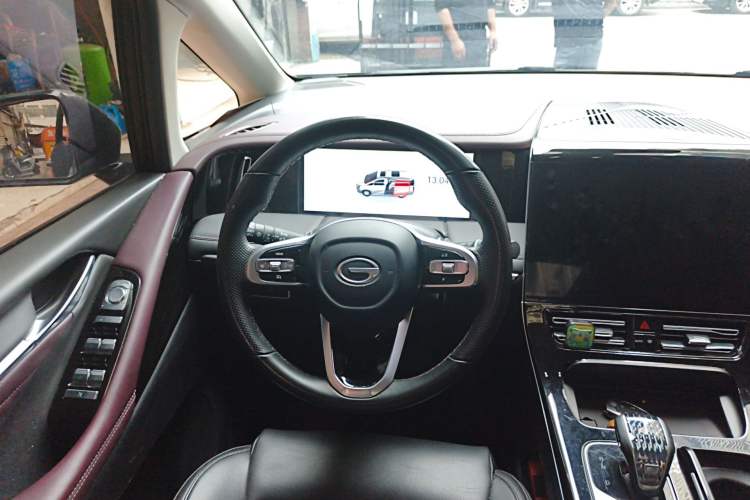 Used GAC Trumpchi M8 2024 Master Series 400T Prestige Edition Steering Wheel