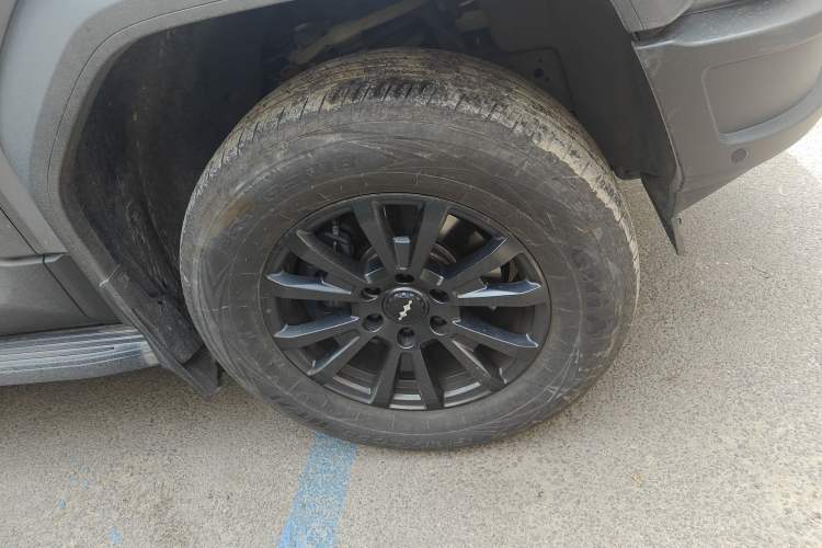 Used Formula Leopard 5 2023 Navigator Edition