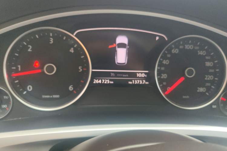 Used Volkswagen Touareg 2011 3.0 TDI Diesel Standard Version Instrument Cluster