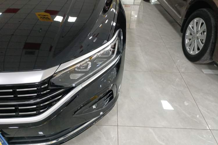 Used Volkswagen Passat 2023 Facelift 330TSI Luxury Edition