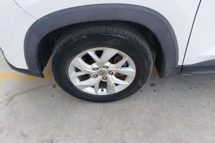 Used Wuling Hongguang S3 2018 1.5L Manual Luxury Model China V Standard Left Front Wheel Hub