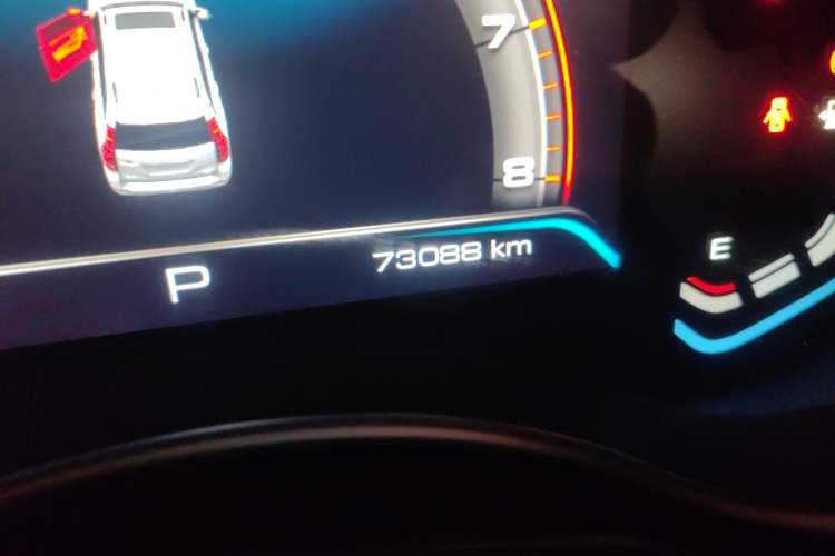 Used Haval H9 2020 2.0T Gasoline 4x4 Prestige 7-Seater Odometer Close Up