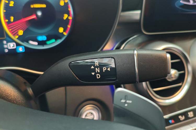 Used Mercedes-Benz C-Class 2022 Refreshed C 260 Coupe Gear Lever