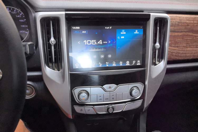 Used Great Wall Poer 2020 2.0T Off-Road Edition Manual Diesel 4x4 Custom Version GW4D20M
