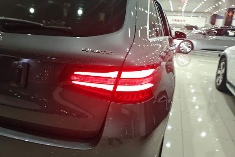 Used Mercedes-Benz GLC 2017 GLC 300 4MATIC Sport Edition