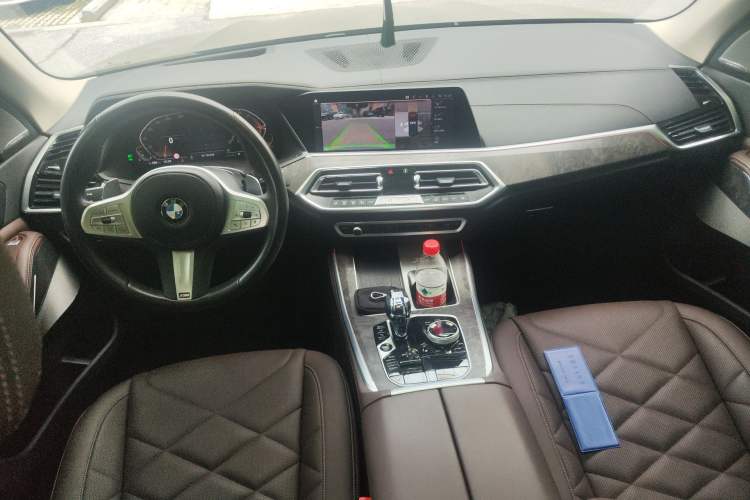 Used BMW X5 2022 Restyled xDrive 30Li Luxury Version M Sport Package
