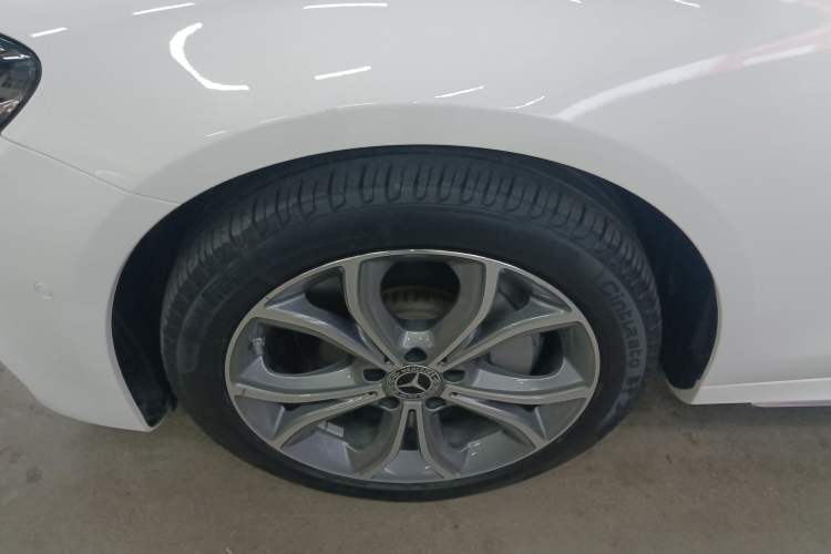 Used Mercedes-Benz E-Class 2020 Restyled E 300 L Sporty and Stylish Edition
