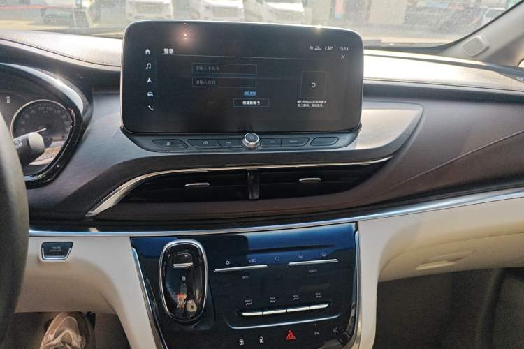 Used Buick GL8 2021 Land Cruiser Executive 652T Premium Model
