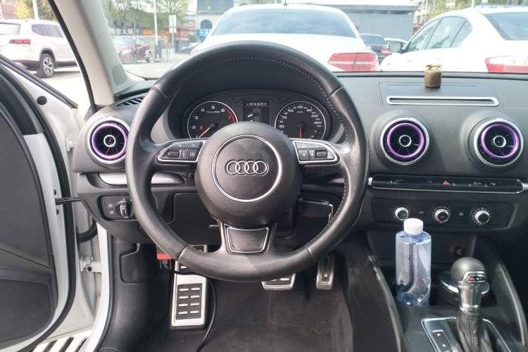 Used Audi A3 2016 Limousine 35 TFSI Prestige Edition