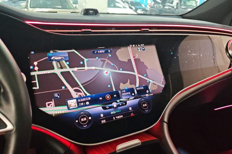 Used Mercedes-Benz EQS SUV 2023 450 4MATIC Pioneer Edition
