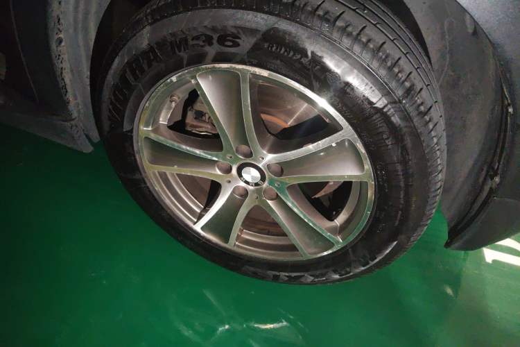 Used BMW X5 2012 xDrive35i Luxury 5-seater
