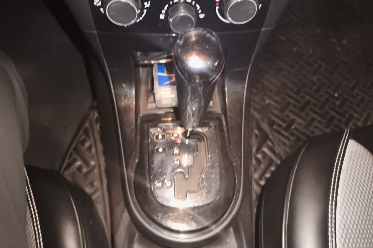 Used Citroen C-Quatre 2012 Sedan 1.6L Automatic Prestige Model Gear Lever