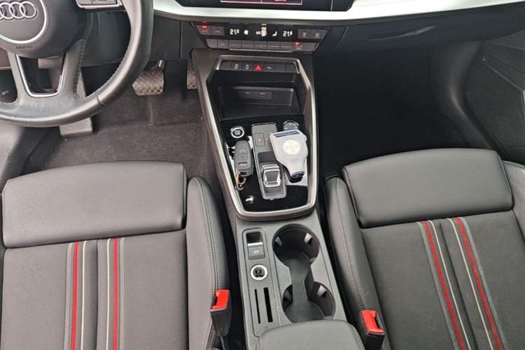 Used Audi A3 2021 Sportback 35 TFSI Fashionable Sports Model
