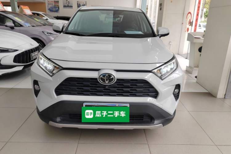 Used Toyota RAV4 2020 2.0L CVT Two-Wheel Drive Fashion PLUS Edition
