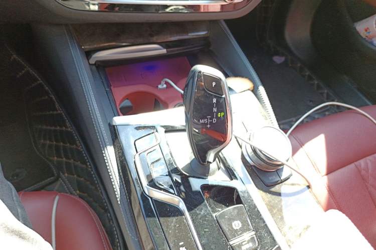 Used BMW 5 Series 2022 Second Facelift 525Li M Sport Package
