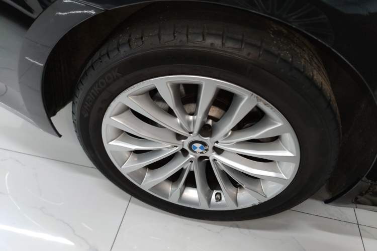 Used BMW 5 Series 2022 Second Facelift 525Li Luxury Package
