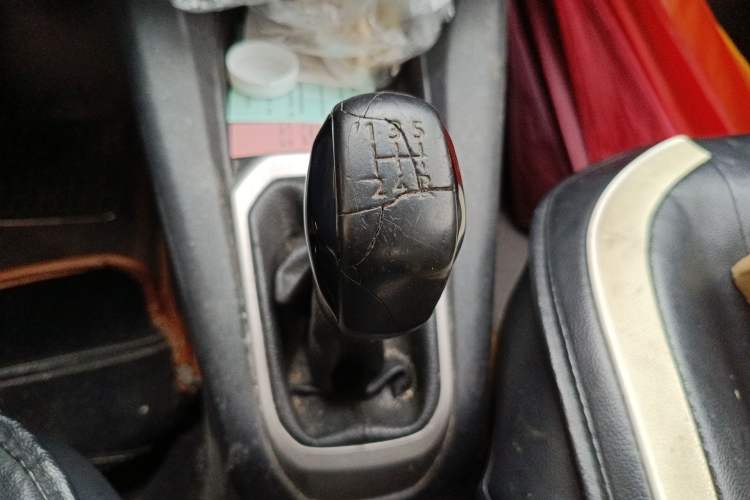 Used Peugeot 301 2014 1.6L Manual Comfort Edition
