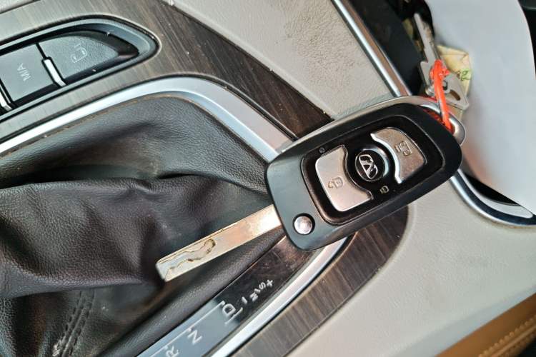 Used Huasong 7 2017 2.0T Automatic Elite Edition