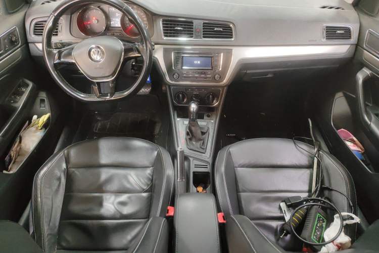 Used Volkswagen Lavida 2015 1.6L Automatic Comfort Edition