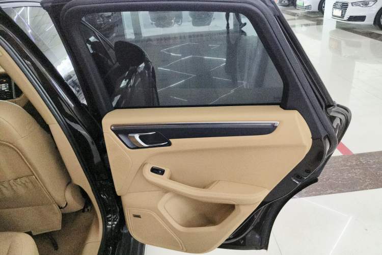 Used Porsche Macan 2014 Macan 2.0T