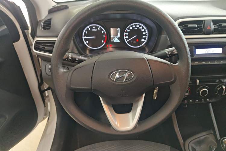 Used Hyundai Verna (older generation) 2020 1.4L Manual GL Refreshed Edition
