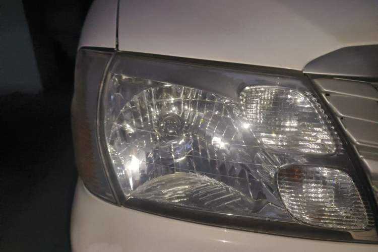 Used Jinbei Express 2020 2.0L Upgraded Version China VI Standard 6-Seater 1TZS