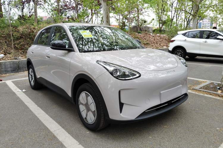 Used Geely Galaxy Geome 2026 Model 310km Youth Edition Exterior 1