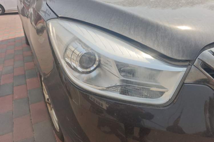 Used Haima V70 2016 2.0L Manual - Enjoyment Version 6 Seats