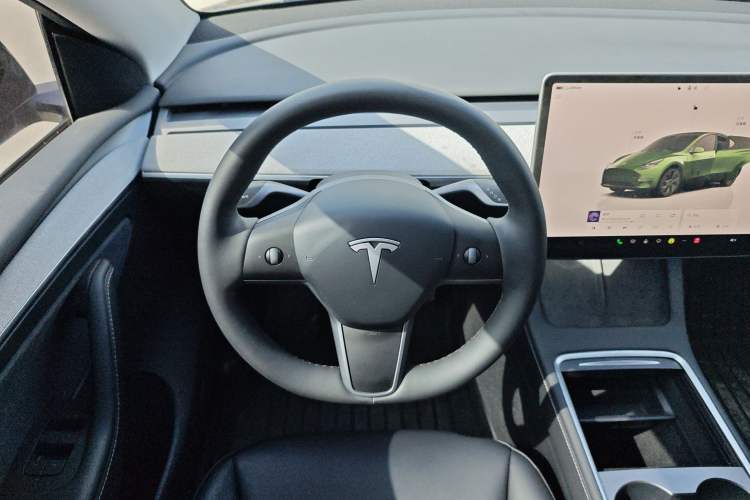 Used Tesla Model Y 2024 Rear-Wheel-Drive Version
