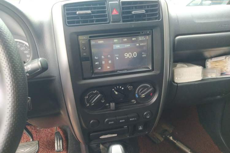 Used Suzuki Jimny 2015 1.3L AT JLX Navigation Edition
