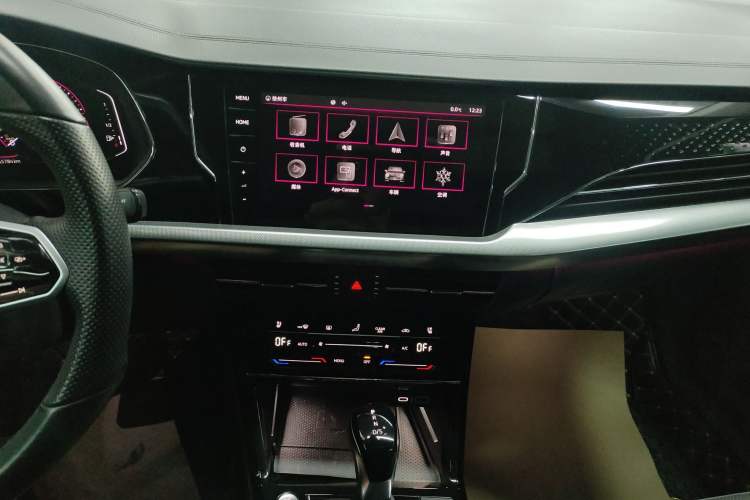 Used Volkswagen Passat 2022 330TSI Starry Luxury Edition – Exclusive Special Edition
