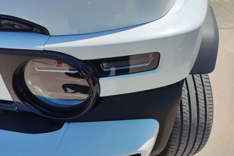 Used iCAR V23 2025 401 Two-Wheel Drive Advanced Edition Left Front Headlight