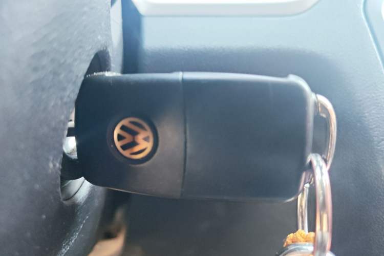 Used Volkswagen Jetta 2015 1.6L Manual Comfort Model