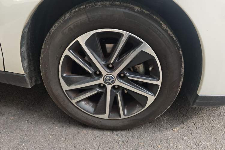 Used Venucia D60 2019 1.6L XL CVT Smart Connect Elite Edition
