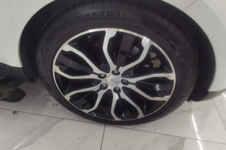 Used Land Rover Range Sport 2014 3.0T V6 Gasoline Version U.S. Specification Right Front Wheel Hub