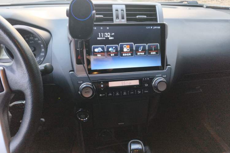 Used Toyota Prado 2016 2.7L Automatic Standard Edition Audio And AC Panel