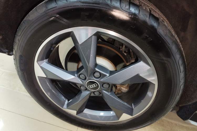 Used Audi Q3 2021 35 TFSI Fashion Dynamic Model