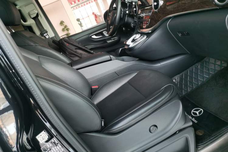 Used Mercedes-Benz V-Class 2018 V 260 L Prestige Extended Version China V
