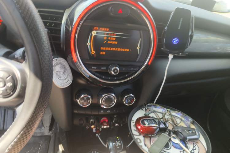 Used MINI 2014 1.5T COOPER Fun
