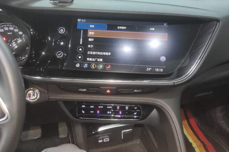 Used Buick Envision 2022 Encore S 552T Two-Wheel-Drive Luxury Model
