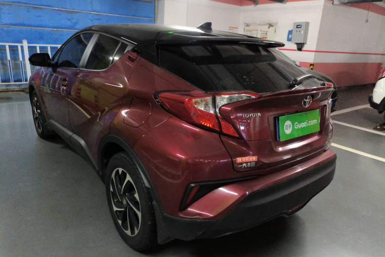 Used Toyota IZOA 2018 2.0L Yichi Edition China V Standard