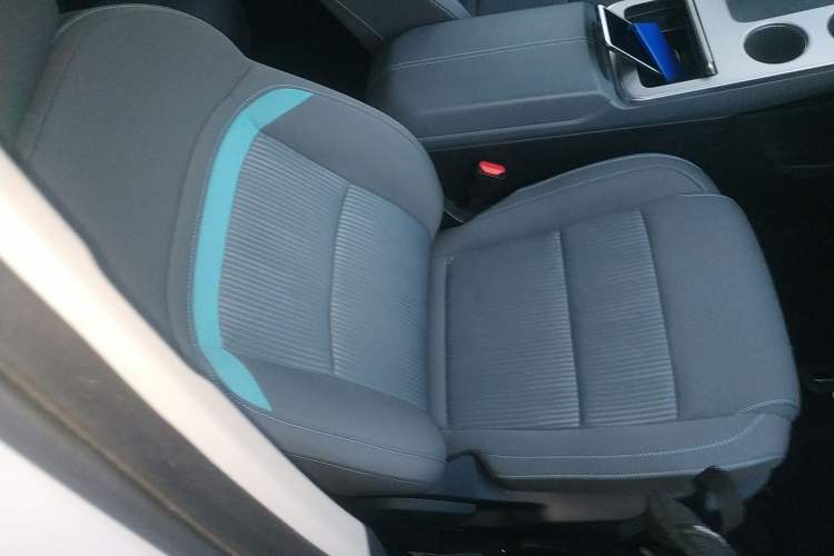 Used AION Y 2024 Younger