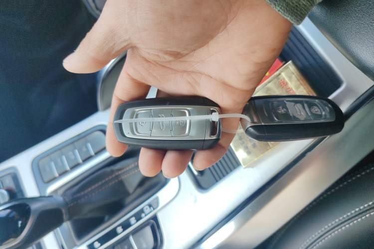 Used Geely Auto Emgrand X7 Sport 2016 1.8TD Automatic Smart Model Vehicle Key