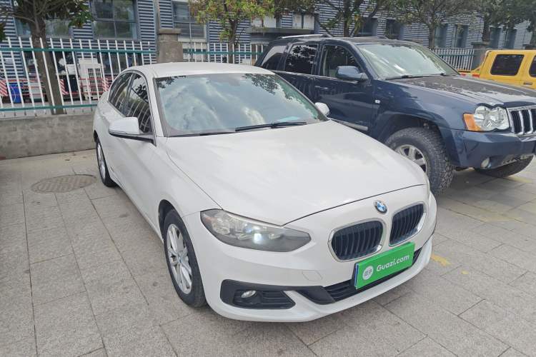 Used BMW 1 Series 2017 118i Fashion Model Exterior 1