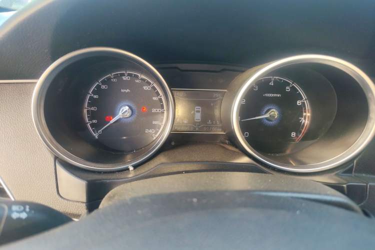 Used Zotye SR7 2016 1.5T CVT Cube Heart Edition China V Standard