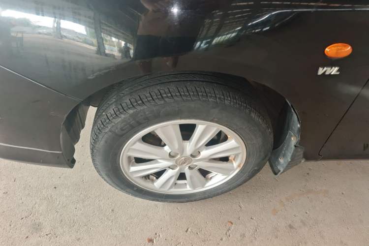 Used BYD L3 2015 Energy-Efficient Model 1.5L Manual Comfort Edition Left Front Wheel Hub