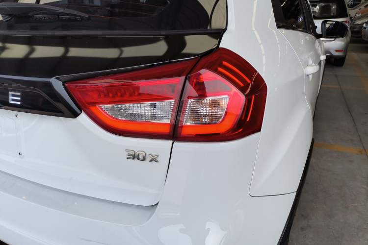 Used Livan Maple 30X 2020 Style Edition
