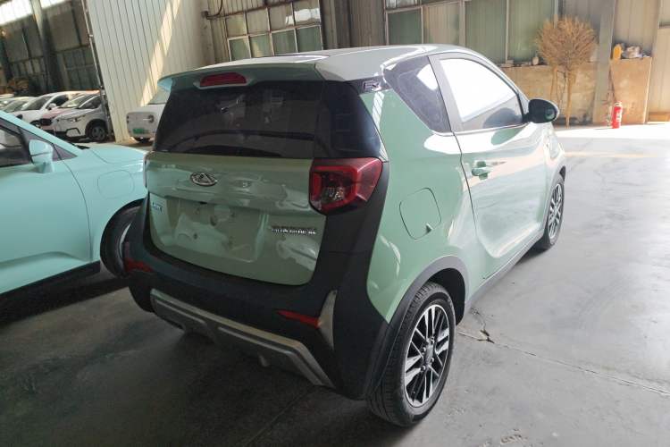Used Chery Little Ant 2022 Revised Version Sweet Pink Edition Half-Sugar Version Lithium Iron Phosphate 30.7 kWh 30 kW 301 km Rear Right 45 Deg