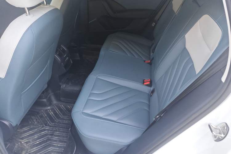 Used Volkswagen Tharu 2024 300TSI Two-Wheel-Drive Moon Luxury Edition