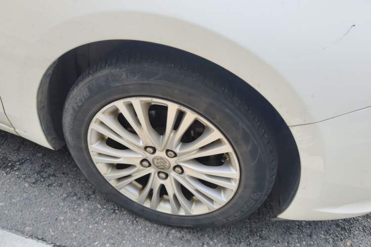 Used Buick GT 2016 15N Automatic Luxury Edition Right Front Wheel Hub